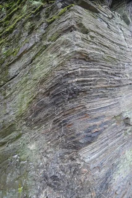 Tonschiefergestein am Kärstenberg