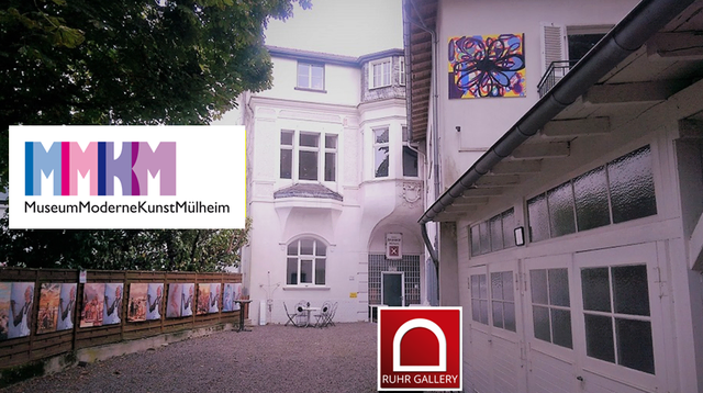 Atelierbereich und Artists-Residence der VILLA ARTIS in der Ruhrtalstadt Mülheim, Metropolregion Rhein-Ruhr
ÖPNV:"Mülheim-Stadtmitte"
NAVI und PARKEN:  "Delle" oder "CASINO"
EINGANGSPORTAL: "Ruhrstraße 3 / Ecke Delle" | Foto: Susanne Kleuter, KKRR