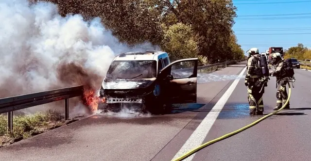 Bild Feuerwehr Hünxe/ Pkw-Brand auf der BAB 3