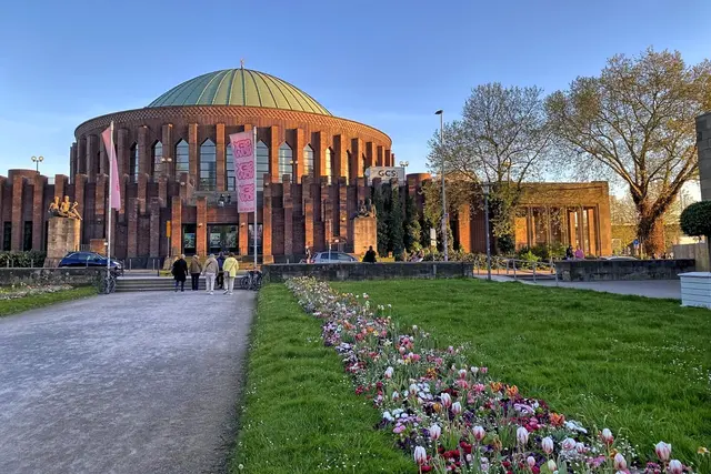 Düsseldorf, Kulturzentrum Ehrenhof: Tonhalle (1926) | Foto: copyright Margot Klütsch