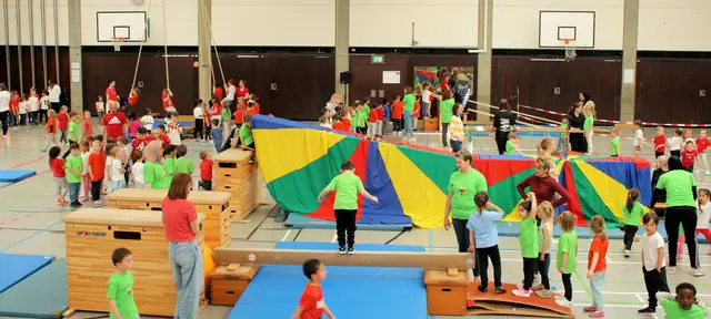 Rund 280 Kinder nahmen an der KNAXIADE in der Lauinger Stadthalle teil