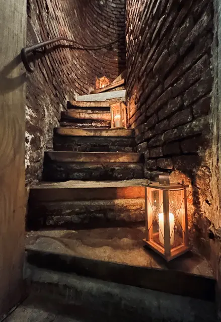 Die historischen Brauereikeller unter Friedbergs Straßen geben spannende Einblicke in die traditionelle Braukultur. Neu im Programm ist seit diesem Jahr eine Führung mit Brauvortrag und Verkostung. | Foto: Stadt Friedberg