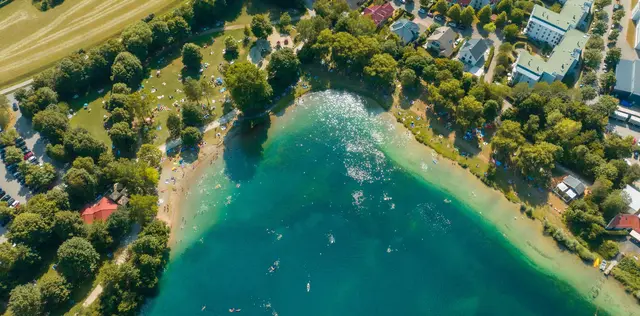 Herrliche Stunden kann man an heißen Sommertagen am Königsbrunner Ilsesee verbringen. | Foto: ABOUT US Media GmbH