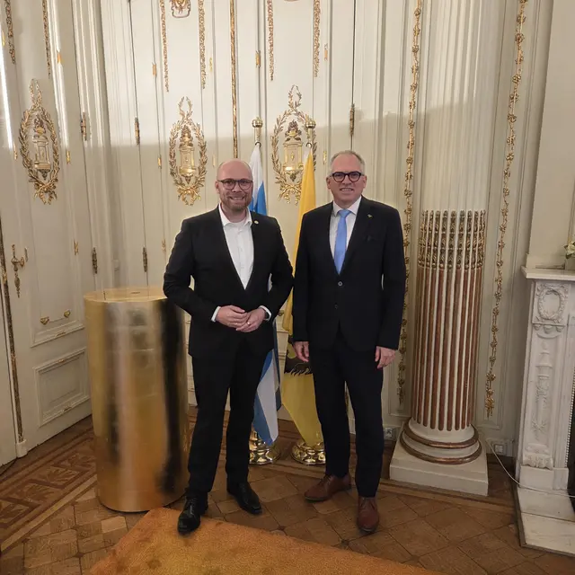 (v.l.n.r.): Dr. Fabian Mehring, Matthias Diependaele | Foto: Staatsministerium für Digitales