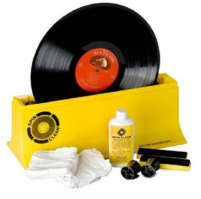 Die Pro-Ject Spin Clean Schallplattenwaschmaschine - Manueller Vinyl Reiniger, ist eine von mehrerern die im Handel erhältlich sind. Es gibt auch einige Ultraschallreinigungsgeräte.  | Foto: Repro Otto Killensberger