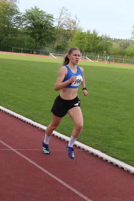 Lisa Bunk im 800 Meter Lauf 