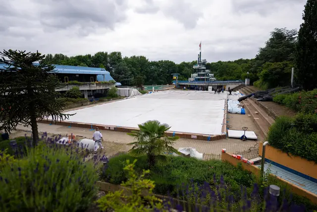 Nur wenige Restarbeiten sind noch nötig, bis die Traglufthalle vollständig verräumt ist. Foto: Stadtwerke Gelsenkirchen Olaf Fuhrmann | Foto: Foto: Stadtwerke Gelsenkirchen Olaf Fuhrmann