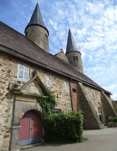 Es ist eine der besterhaltenen Klosteranlagen Deutschlands, die im spätgotischen Stil errichtet wurde. | Foto: Kurt Wolter