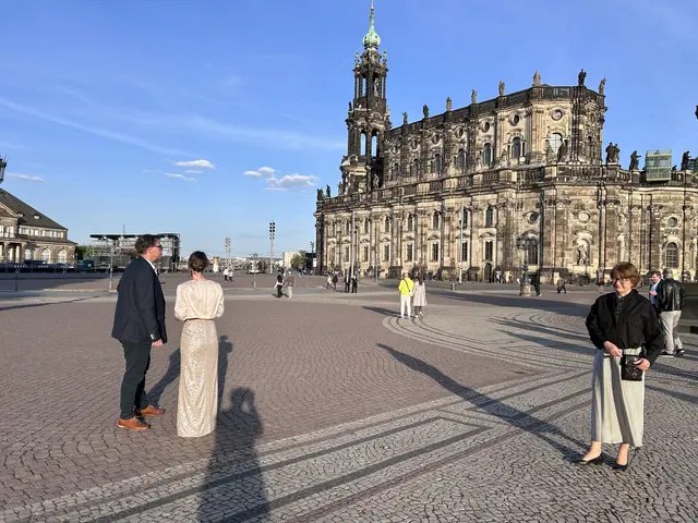 Blick auf die Hofkirche 