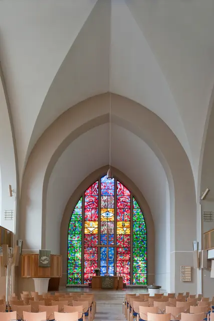 Zur Jubiläumskonfirmation in der  Gnadenkirche  Wanheimerort(im Bild)  ist eine Anmeldung erforderlich.
Foto: Tanja Pickartz
