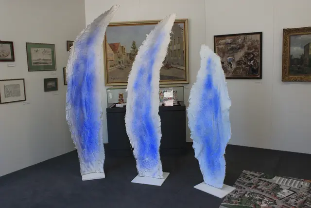Michael Moroder hatte bei der Kunstmeile schon in der alten Stadt-Info ausgestellt, nun wird er auch in der Neuen am Stadtplatz 37 dabei sein.  | Foto: Erich Echter