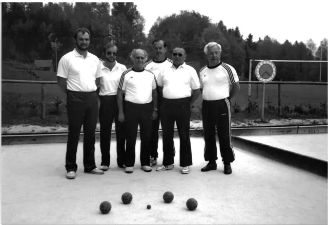 Gruppenbild der Gründer des SSV Anhausen - Abteilung Boccia 1985