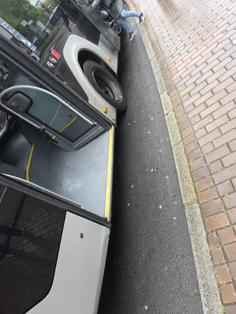 ÖPNV Busse fahren nicht nahe genug an die Bürgersteige heran