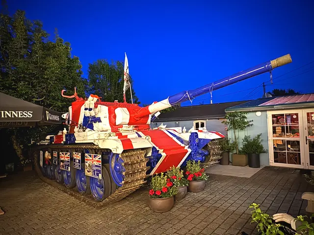 Dieser Centurion Panzer aus den 50er Jahren steht heute für Frieden und Freiheit. 