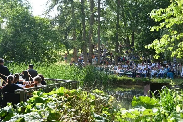 Serenade am Teich | Foto: Stadt Neusäß