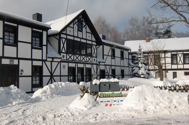 Sternhaus im Winter