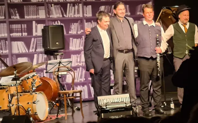 Interpreten beim Schluss-Applaus (v. l. n. r.) Matthias Gmelin, Ernst Techel, Hans-Peter Willer und Christian Ludwig Mayer