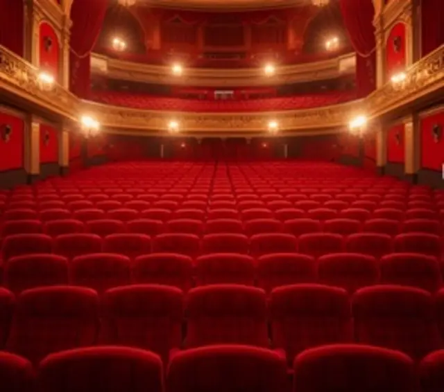 Symbolbild KI / 650 denkmalgeschützten Theaterstühle sind in Bocholt verschwunden