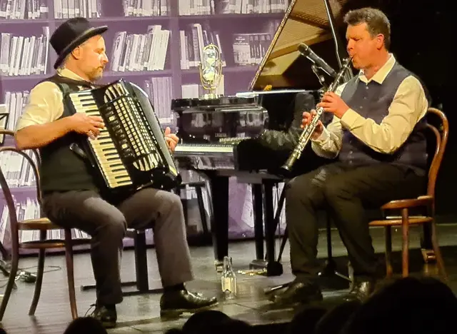 Duo Schatzhauser in Aktion
