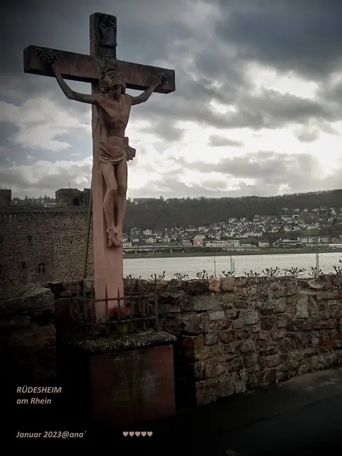 Rüdesheim/Rhein

Januar 2023@AnastasiA