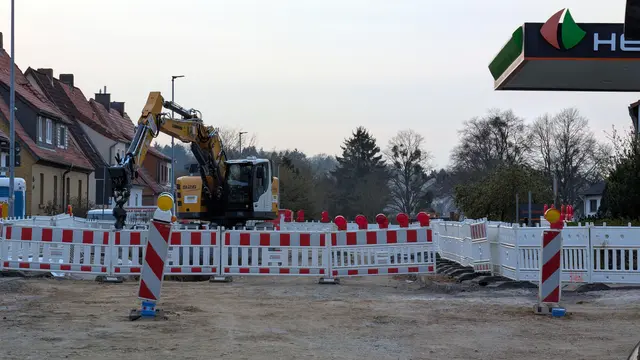 So sieht eine doppelt gesicherte Absperrung aus.