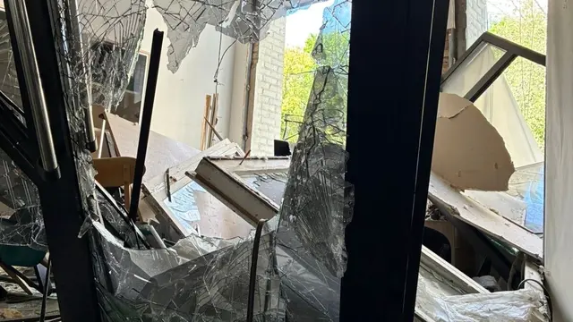 Ein Foto aus dem zerstörten ARD-Studio in Kyjiw. | Foto: Bildrechte: WDR Westdeutscher Rundfunk Fotograf: WDR