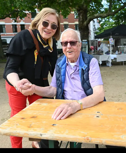 Regionsabgeordnete Maria Hesse und Reinhard Kramer, Begründer des Jazzfestivals