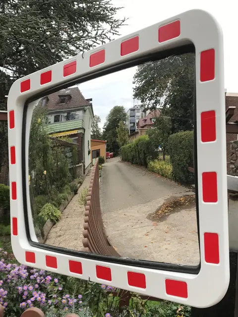 Achtung .