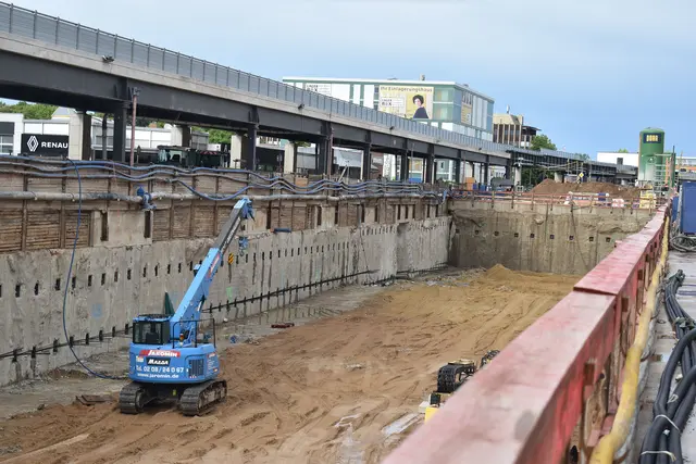 Der Tunnelbau ist gestartet