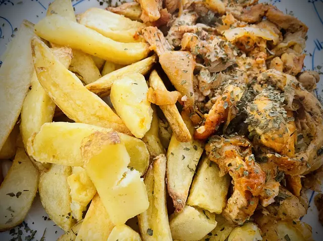 Gyros mit Kartoffeln 🥔 