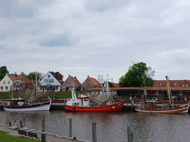Fischerboote im Hafen von Greetsiel | Foto: Siegmund Walter, 09.05.2026, 15:23 Uhr