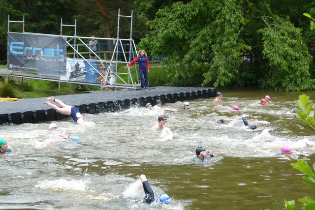 Und los geht es in den Wolkersdorfer Teichen im Schwimmen.