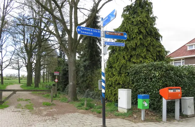 Ab hier nur noch mit Rad oder zu Fuß ;-)
