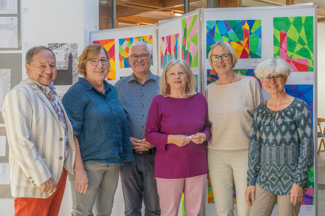Jakobsbecher 2026 für Franz Reißer - Kinder malen St. Jakob - Ausstellung bis 20. Oktober im Friedberger Divano