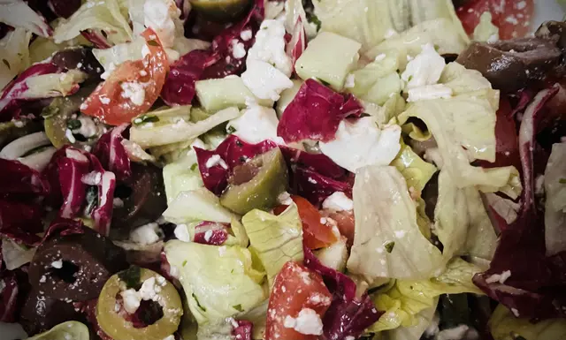Salat mit Schafskäse