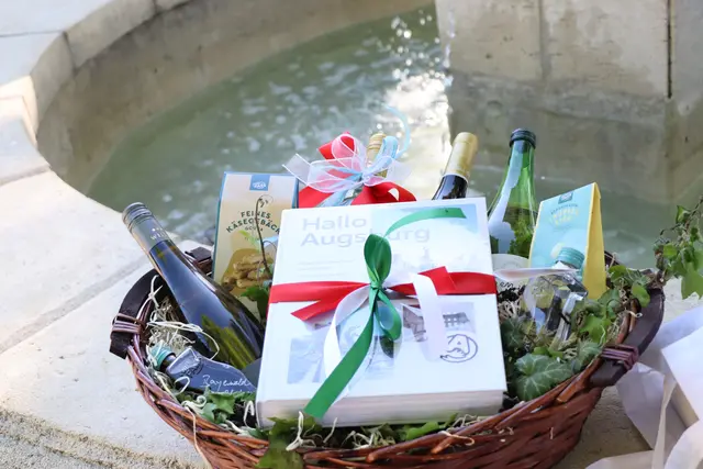 Geschenkkorb aus Augsburg | Foto: Marianne Stenglein