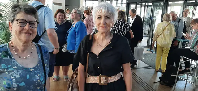 links Monigue Schiele neben der Präsidentin der AFAC Lydie Lefebvre-Botquin | Foto: Marianne Stenglein