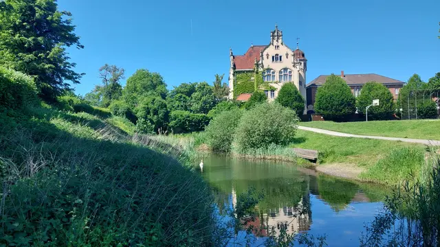 Neustadt Rbge.  Park Schloss Landestrost
