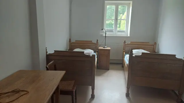 Mein Zimmer. Ich war alleine da, somit brauchte ich keine Absprache (Benutzung Küche, Dusche, Toilette) zu treffen. Himmlische Ruhe. 