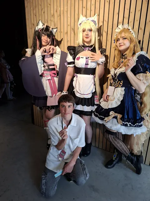 ein Teil der Maid-Cafe-Crew