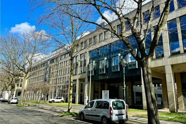 Gewerbekomplex „Yorcks“ (Yorckstraße 19-23) an das Haus der Kulturen