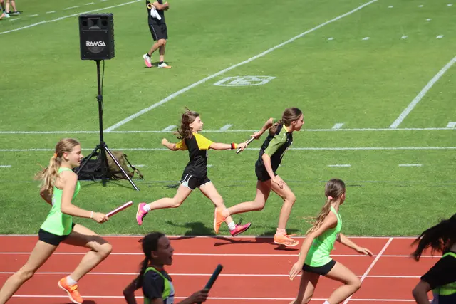Einblick in die 4x75m Staffel der U14 Athletinnen | Foto: Angelika Scheich