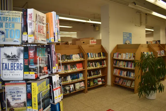 Provisorium bis September. Döhrens neue Pop Up Bibliothek