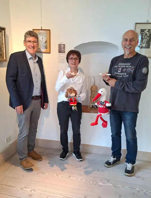 Erster Bürgermeister Martin Brenner, Museumsleitung Dr. Christine Holl-Enzler, 1. Vorstand des HGV Burgau Harald Dalm.