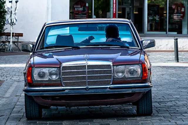 Mercedes-Benz W123 Limousine