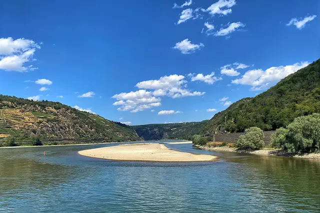 Vor der Loreley-Enge | Foto: copyright Margot Klütsch