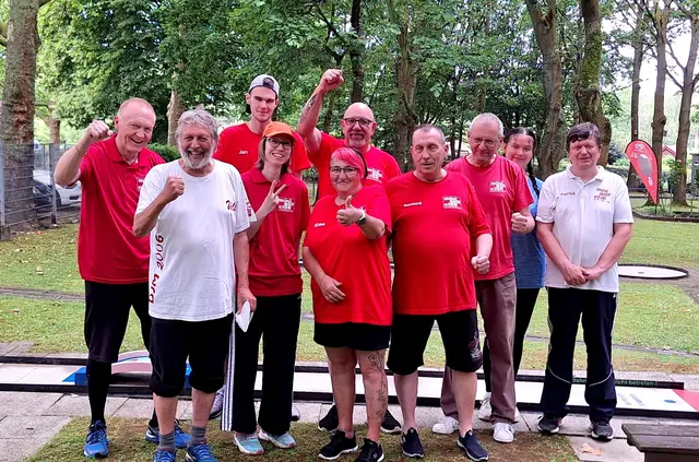 Team Wanne-Eickel v.l.: Michael Reitemeier, Willi Hettrich, jan Dorny, Lea Reitemeier, Elke Stürzebecher, Jürgen Stürzebecher, Reinhard Mahn, Herbert Otto, Sonja Knoll, Patrick Knoll.
