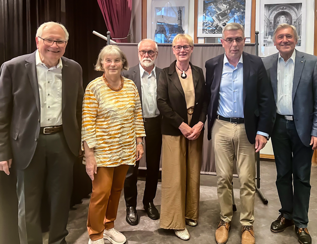 Freundeskreis Friedberger Musiksommer 2026 - Der wiedergewählte Vorstand: Wilfried Höfl, Christine Guggemos, Horst Losleben, Margit Lucchesi, Heinz Oswald, Herbert Maier | Foto: Martha Reißner