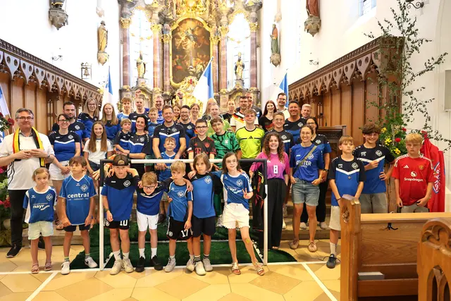 Die Aktiven beim Fußballgottesdienst