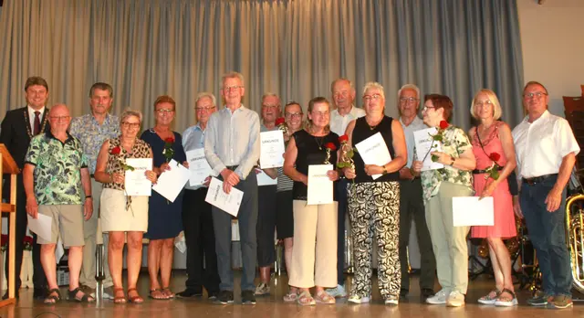 Auch das ehrenamtlich engagierte Team der Meitinger Tafel wurde am Ehrungsabend aus-gezeichnet | Foto: Peter Heider